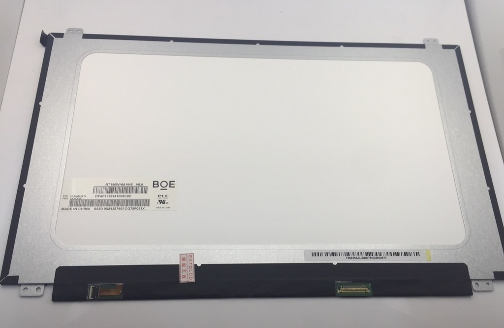 PANTALLA PORTATIL LED ULTRA SLIM 15.6 PUL 30 PINES NANO EDGE HD CON SOPORTES